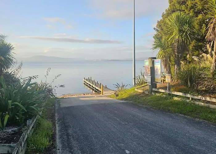 Hébergement de vacances Hamurana Lakefront Escape
